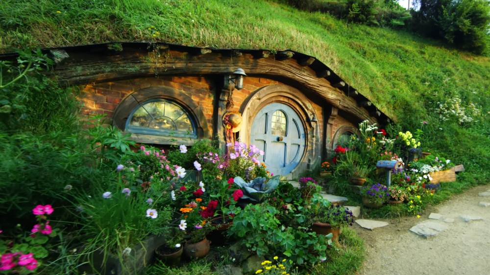 Hobbiton - a New Zealand attraction for movie lovers