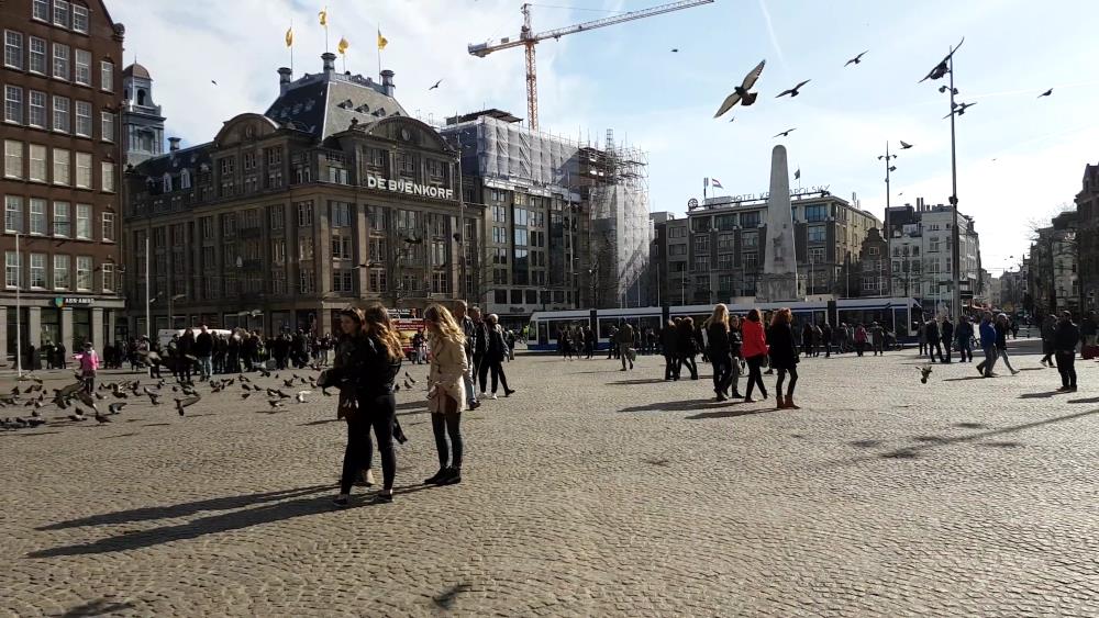 Достопримечательности в Амстердаме - Площадь Дам