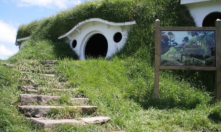 Hobbiton in New Zealand - where is it, map