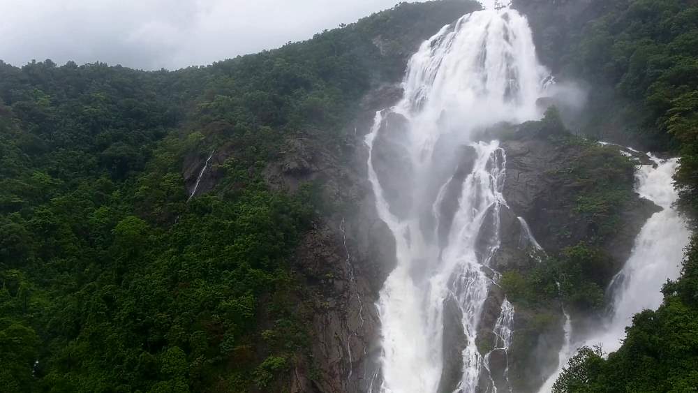 Как добраться до водопада Дудхсагар?