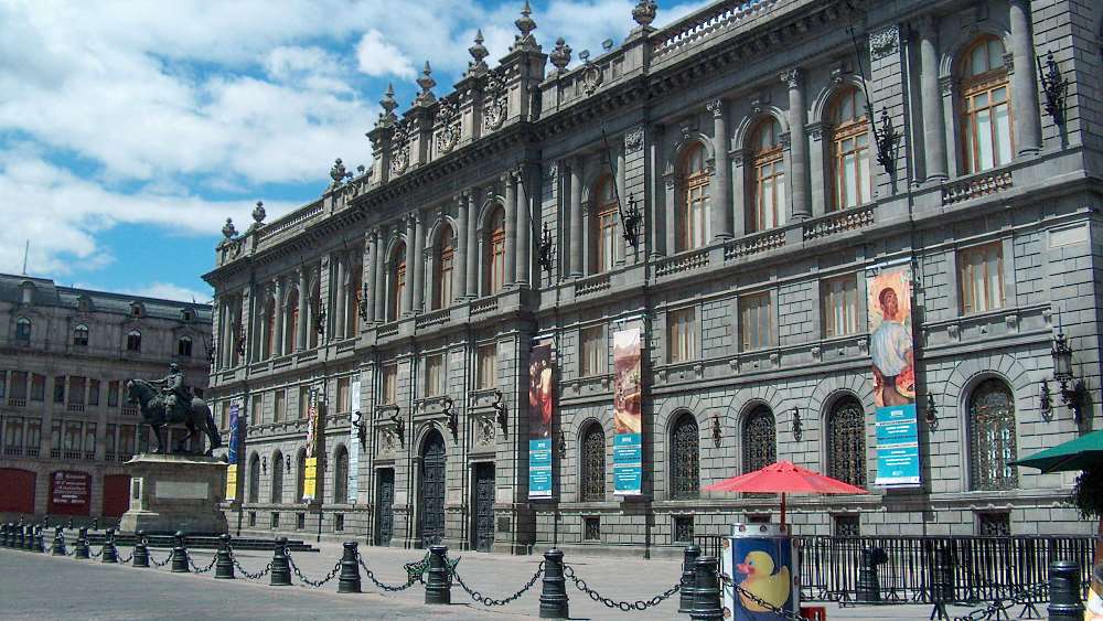 Квартал дворцов в Мехико
