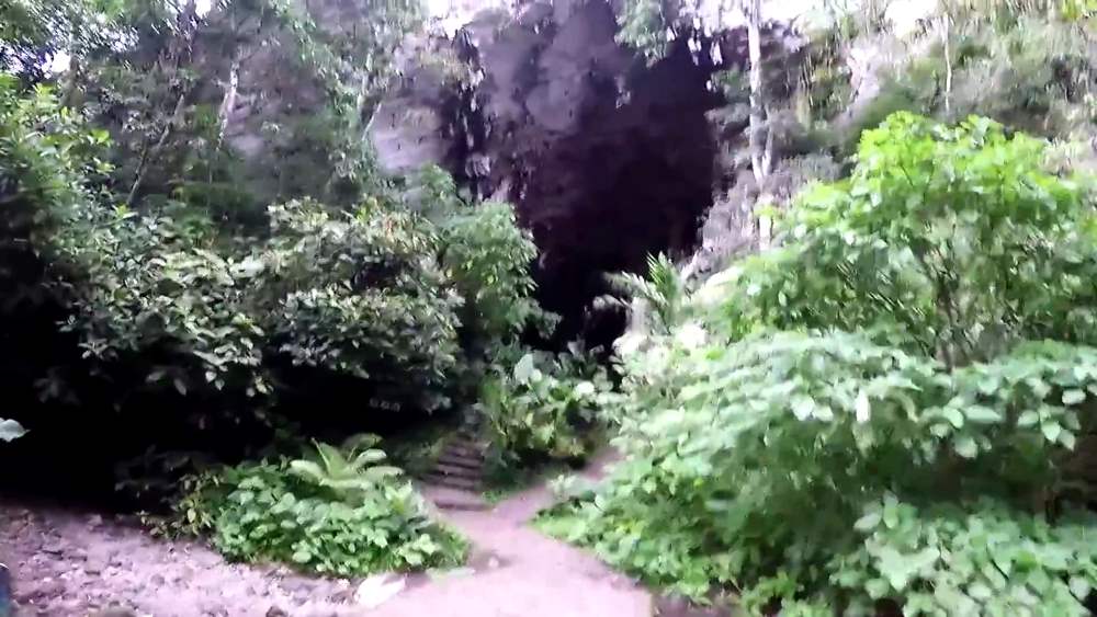 Пещера Эль-Гуачаро в Венесуэле