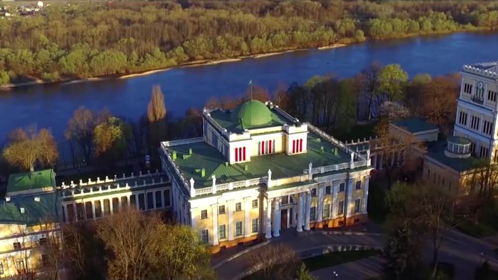 The main sights of Belarus - Gomel Palace and Park Ensemble