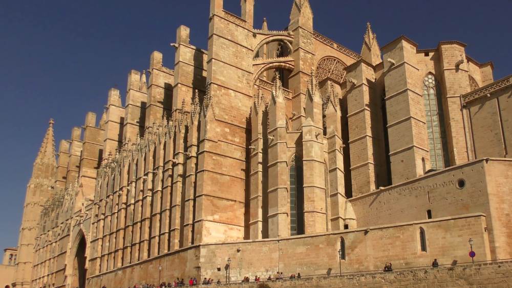 Santa Maria Cathedral in Palma de Mallorca - the city's main attractions