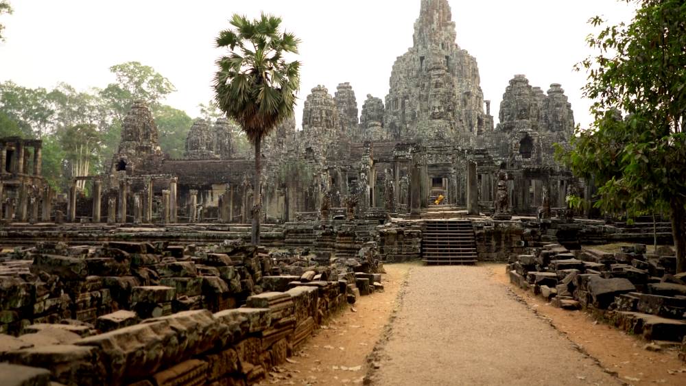 Bayon Temple Complex - the best sights in the world