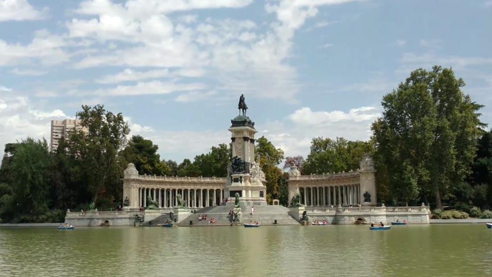 Достопримечательности в Мадриде - Парк Буэн-Ретиро