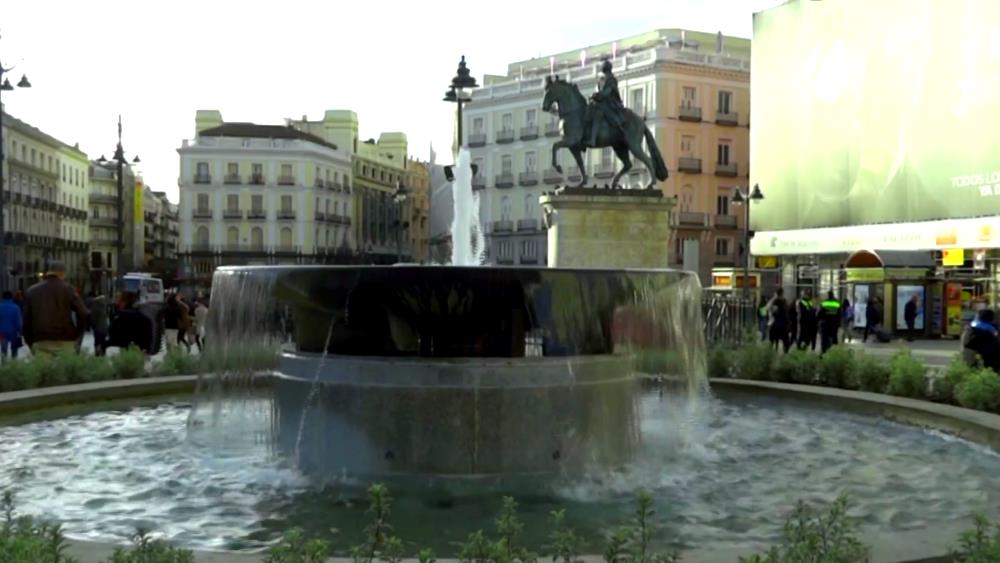 Площадь Пуэрта-дель-Соль в Мадриде