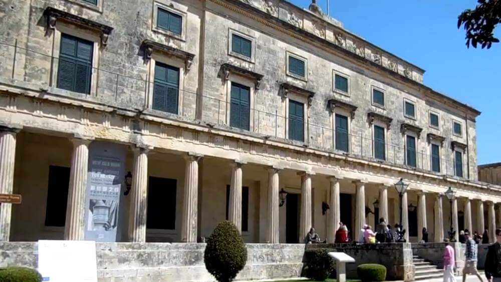 Популярный музей Азиатского Искусства на острове Корфу (Греция)