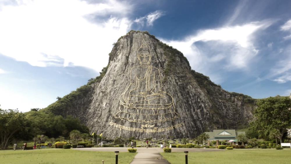 Golden Buddha Mountain - Pattaya