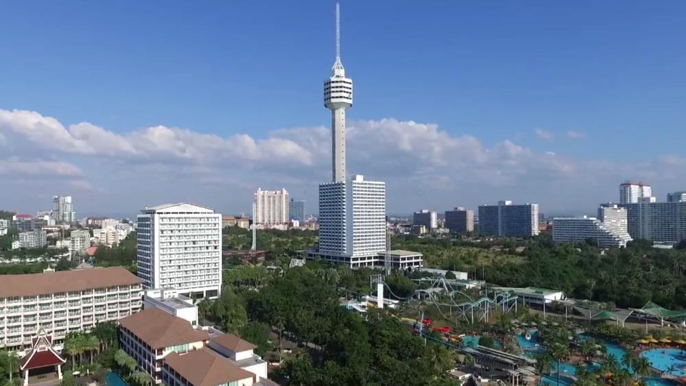 Pattaya Park Tower in the city