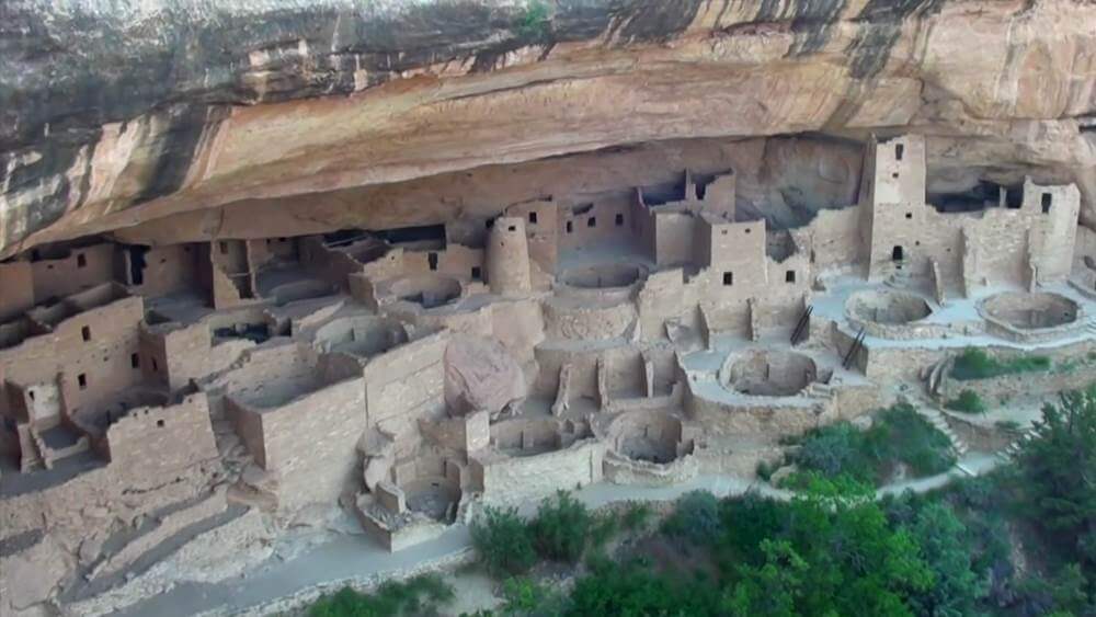 Mesa Verde National Park - Sights of the United States