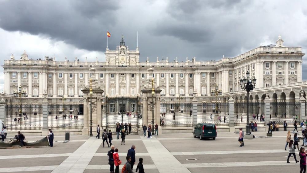 Королевский дворец в Мадриде - что посмотреть