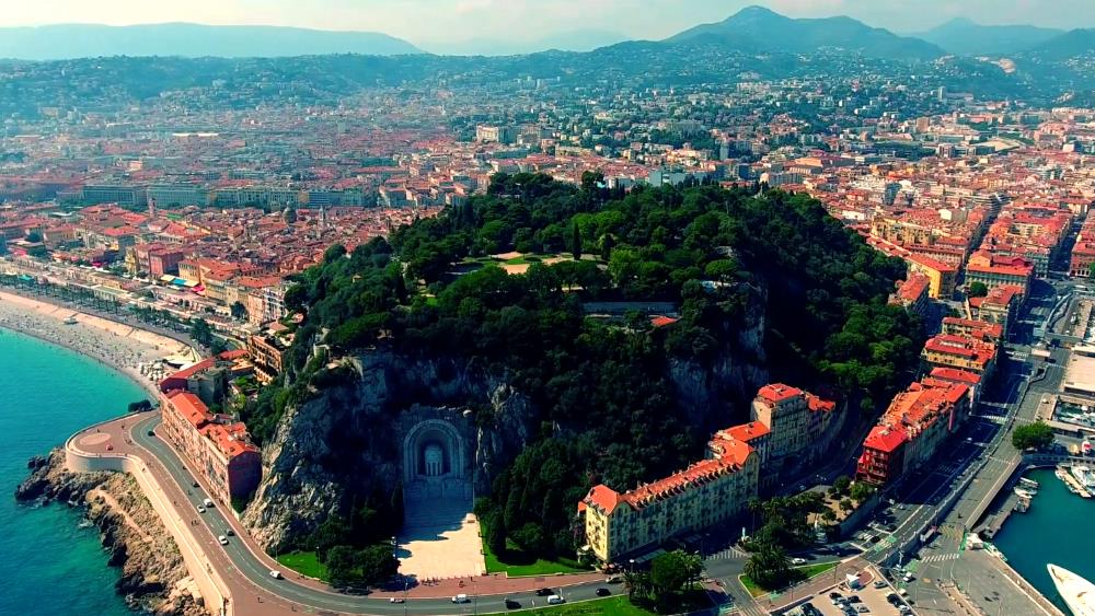 Замковая гора - достопримечательность Ниццы (Франция)