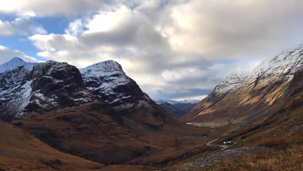 Подковообразная кальдера в Шотландии - удивительное и красивое место на планете