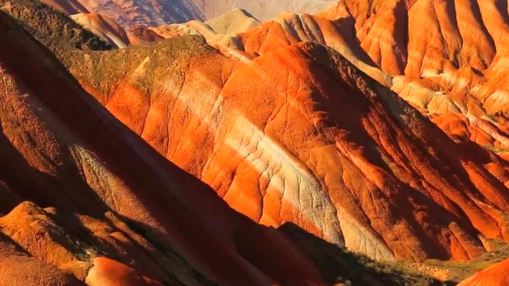 Цветные скалы Чжанъе Данксиа - интересные места мира