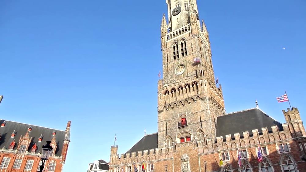 Description and photo of Belgian sights - the Bell Tower in Bruges
