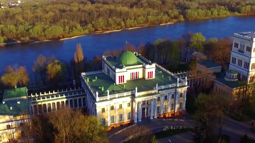 Rumyantsev and Paskevich Palace - a historical attraction of Gomel