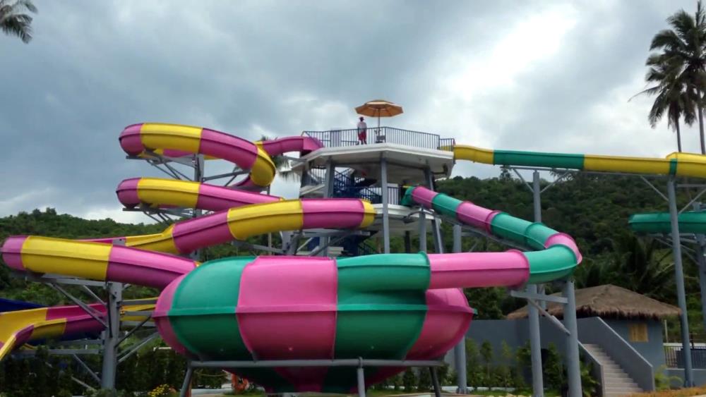 Pink Elephant Waterpark on Koh Samui is suitable for holidays with children