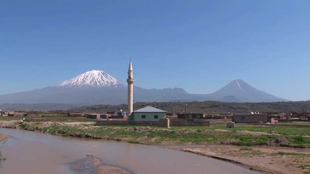 Ararat still cannot be divided between Turkey and Armenia