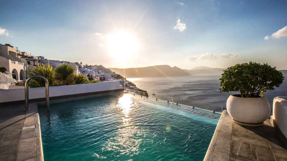 Santorini vacations and hotels