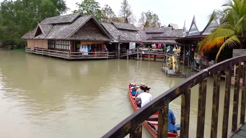 The Floating Market in Pattaya is one of the interesting places in Thailand