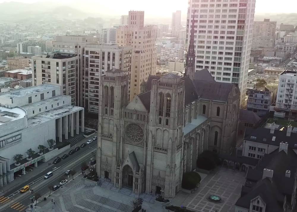 Величественный Собор Грейс в Сан-Франциско (США)