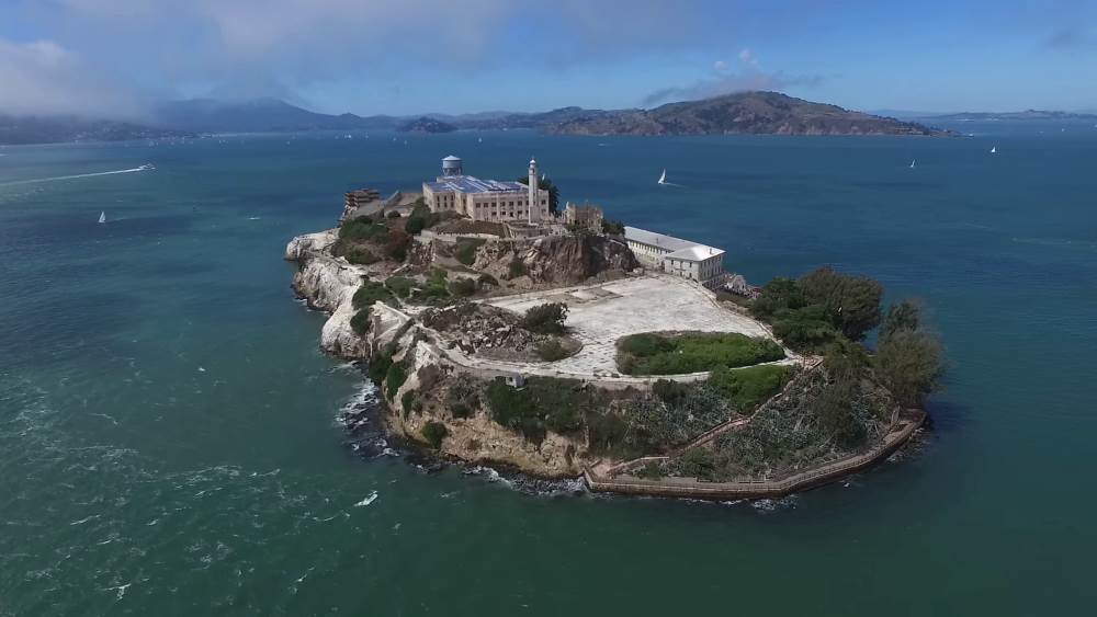 Alcatraz - San Francisco attractions: photos with names