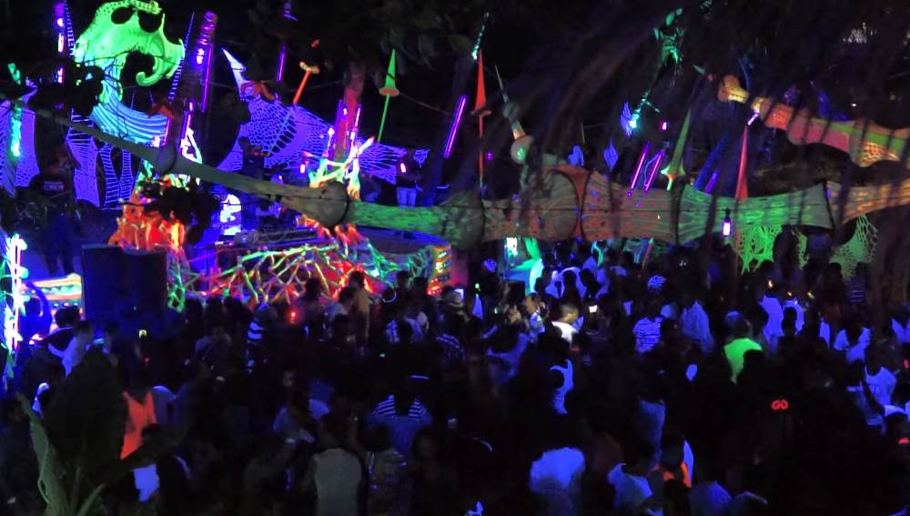 Curlie's Nightclub - Goa