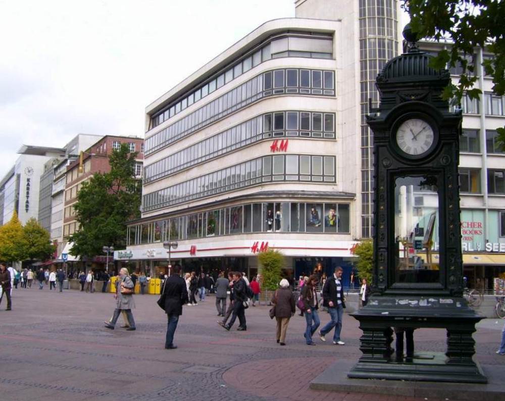 An interesting sight in Hanover - the Kröpke Clock
