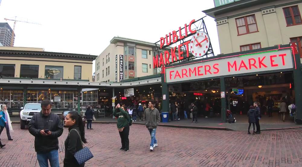 Seattle's pike market is a gastronomic attraction