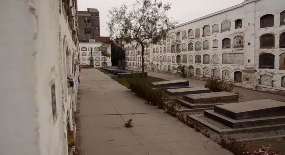 An old cemetery in Lima