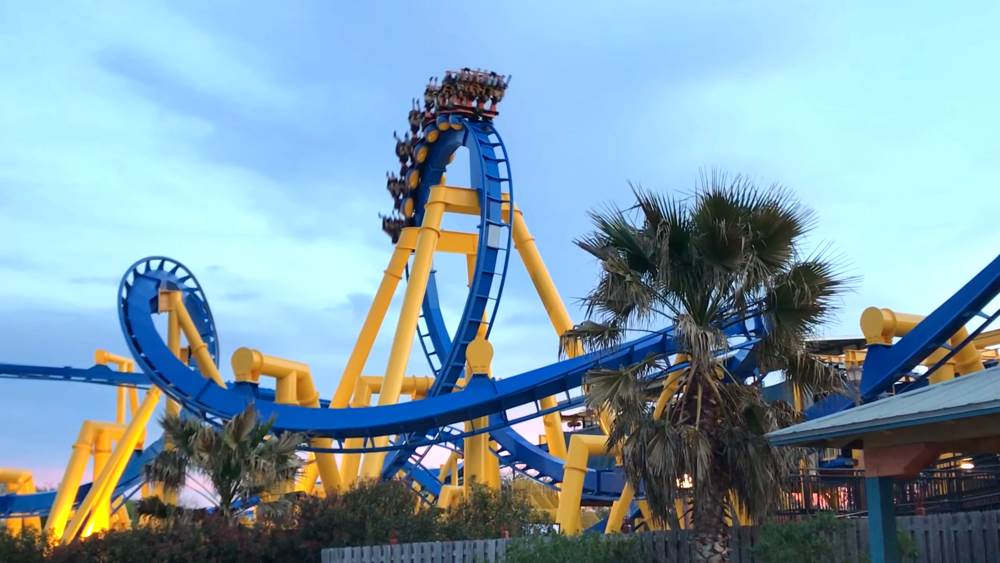 Six Flags amusement park - a Texas attraction for kids and adults