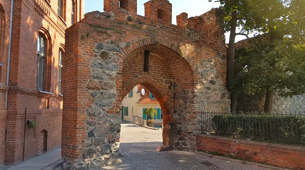 Ворота Торуни, Польша