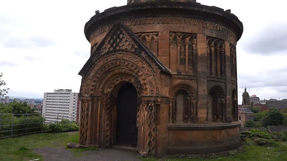 Glasgow's Necropolis - a historical landmark