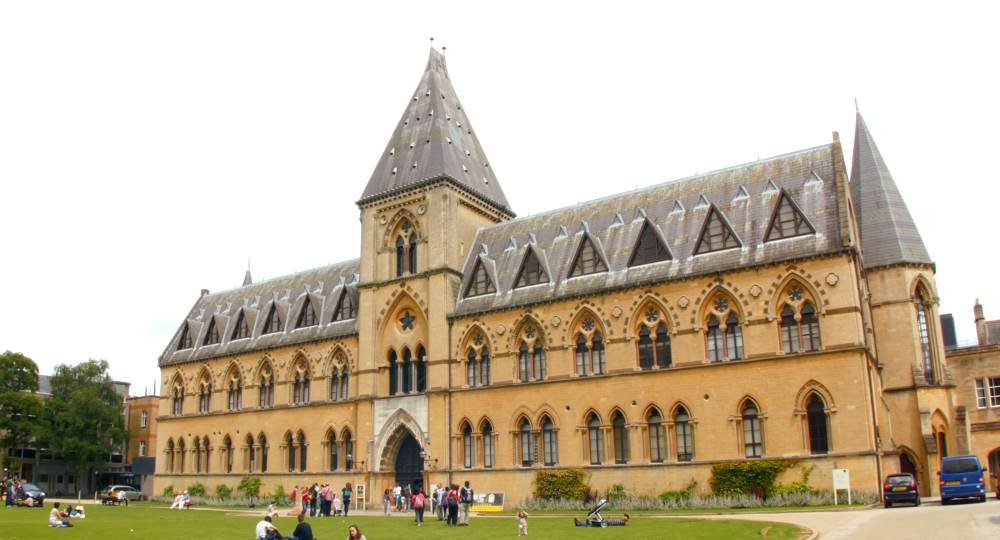A famous attraction in the city of Oxford is the Oxford Museum of Natural History