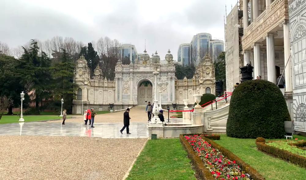 Дворец Долмабахче в Стамбуле - как добраться