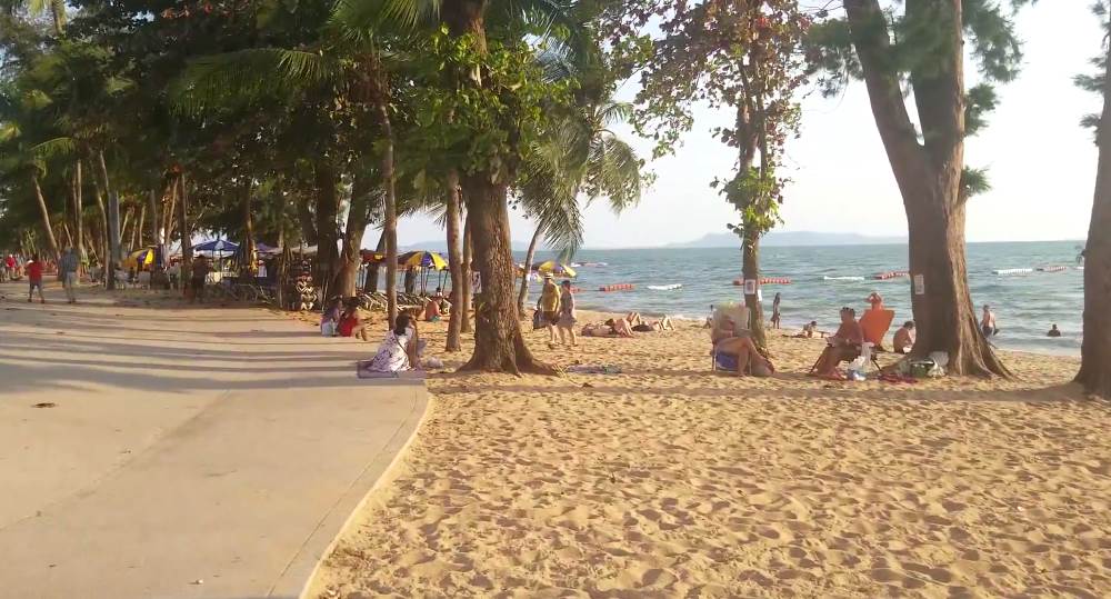 Пляж Джомтьен, Паттайя (Таиланд)