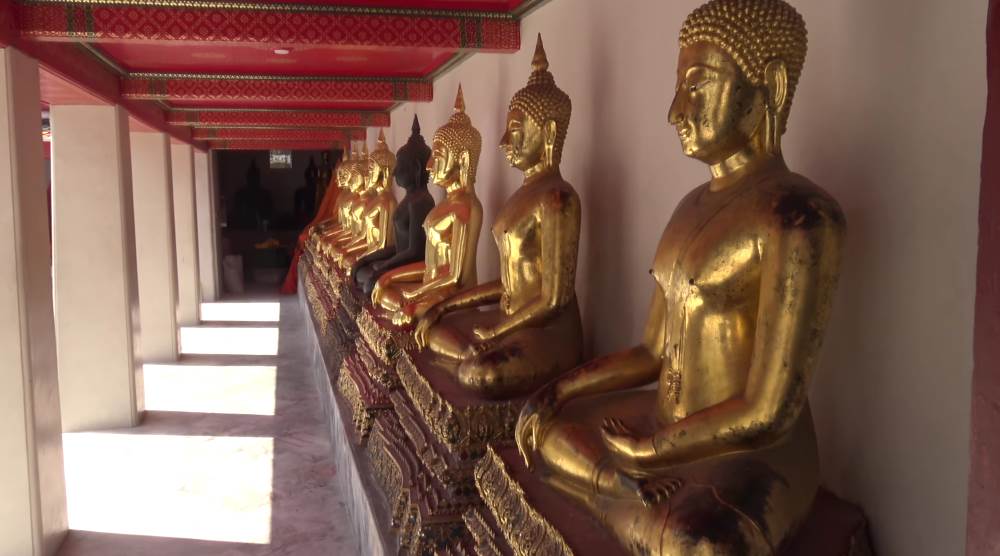 Храм Лежащего Будды, Бангкок