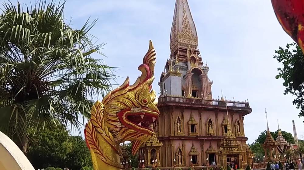 Храм Ват Чалонг на Пхукете, Таиланд