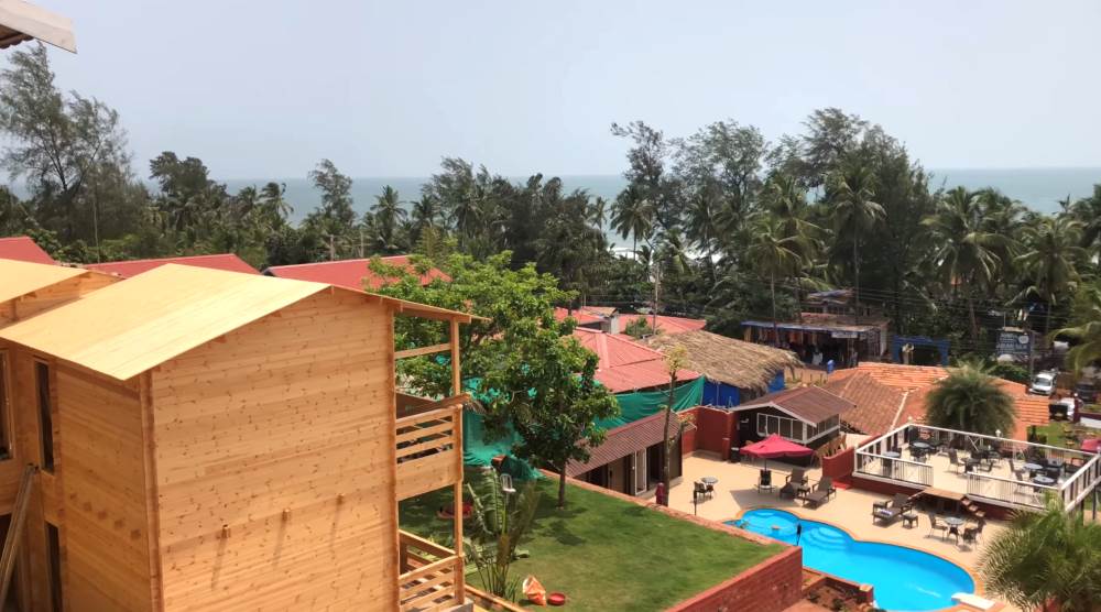 Lodging on Ashwem Beach, North Goa