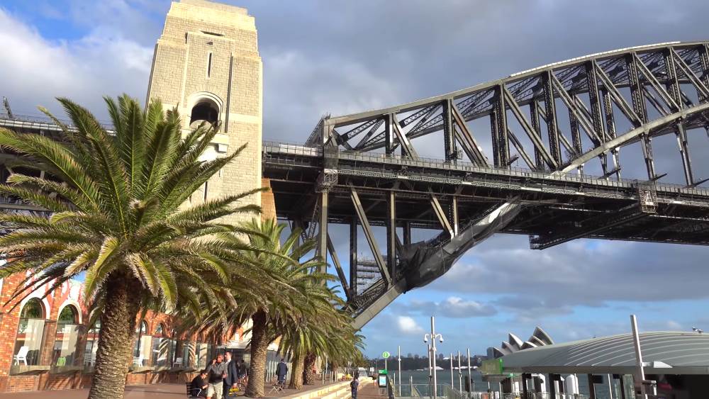 Sydney - Harbour Bridge