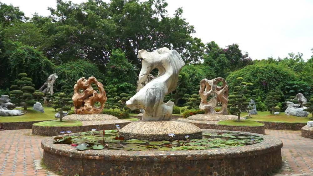 Crocodile Farm and Million Year Stone Park in Pattaya