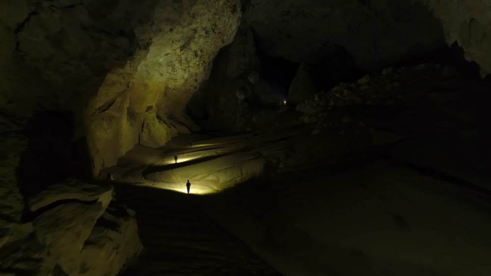 Самая большая пещера в мире - Вьетнам