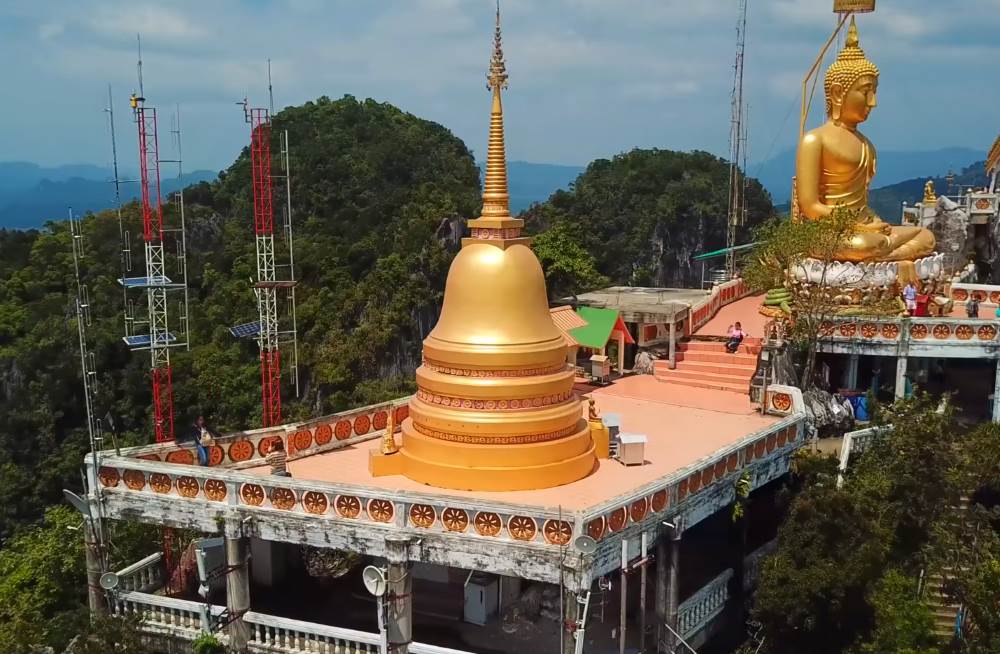 Tiger Temple in Thailand - Krabi