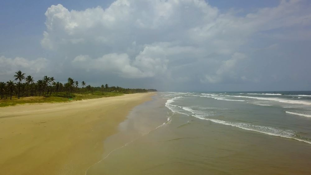 Arossim Beach in South Goa - description