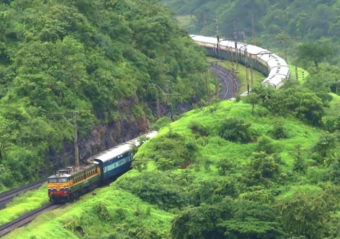 Distance from Goa to Mumbai - train ride