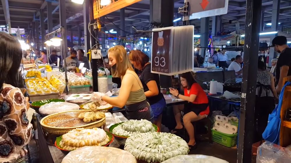 Night Market on Theprasit in Pattaya